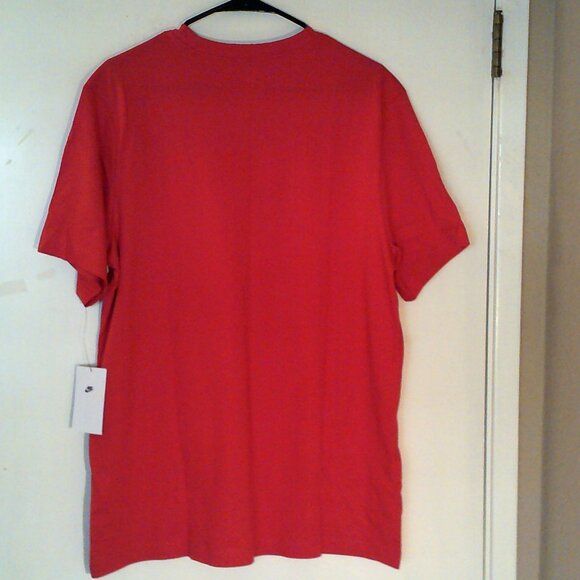 NEW NIKE SPORTSWEAR "Club Embroidered Tee" MEN'S RED WHITE T-SHIRT L AR4997-657 - Picture 5 of 6